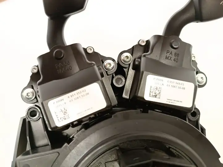 BMW 5 E60 E61 (2004 - 2010) 697639402 Контактное кольцо SRS — фото 5