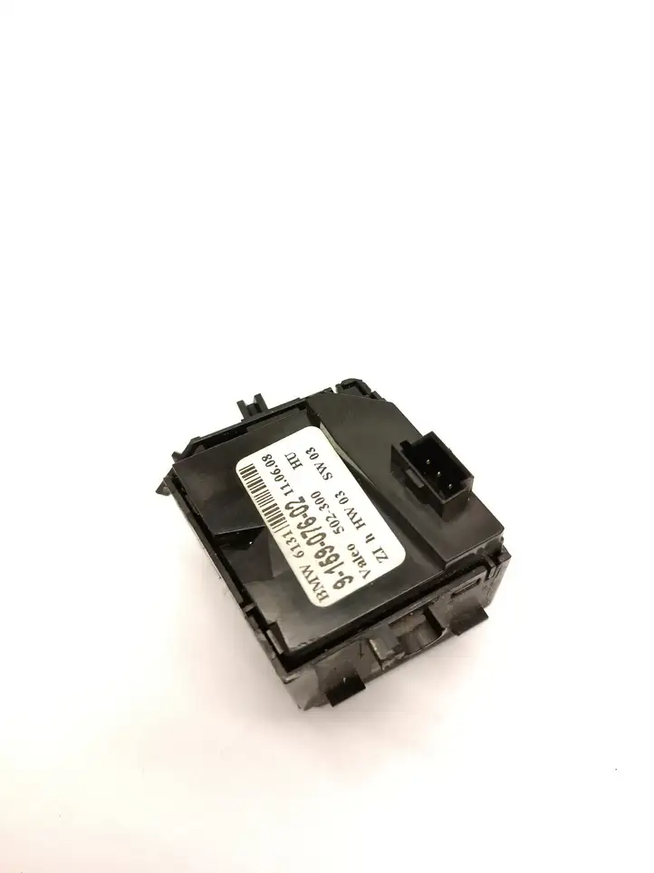 BMW 5 E60 E61 (2004 - 2010) 915907602 Кнопка ручного тормоза — фото 2