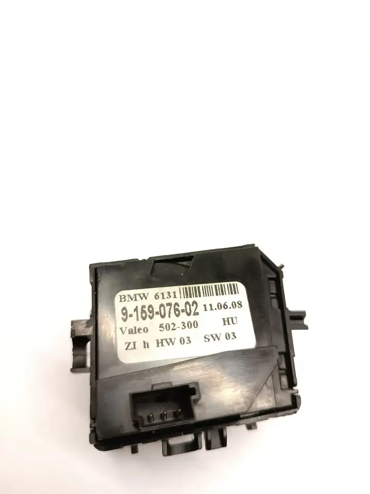 BMW 5 E60 E61 (2004 - 2010) 915907602 Кнопка ручного тормоза — фото 3