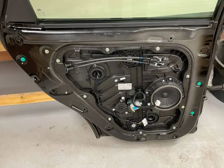 Hyundai Tucson TL (2015 - ) 9215000100 Задняя дверь — фото 6