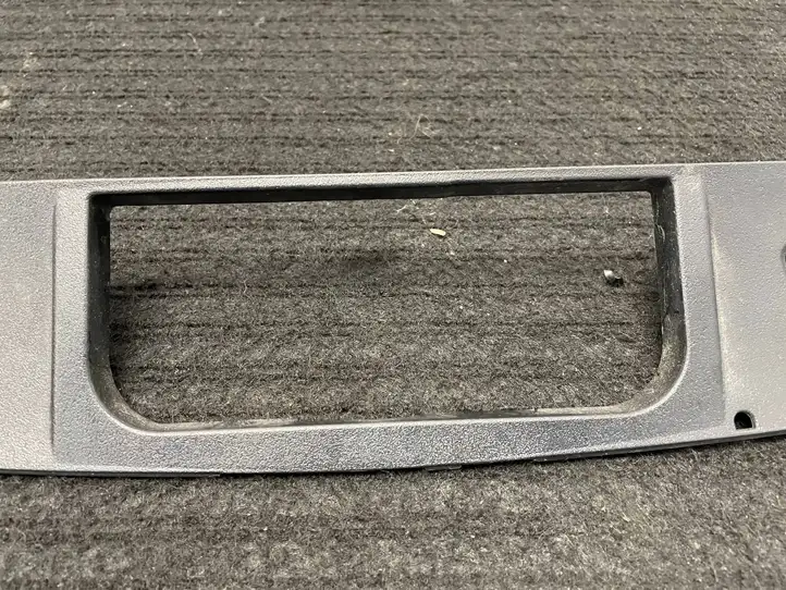 Mercedes-Benz C W205 (2014 - 2021) A2057401200 Прочая отделка багажника — фото 9