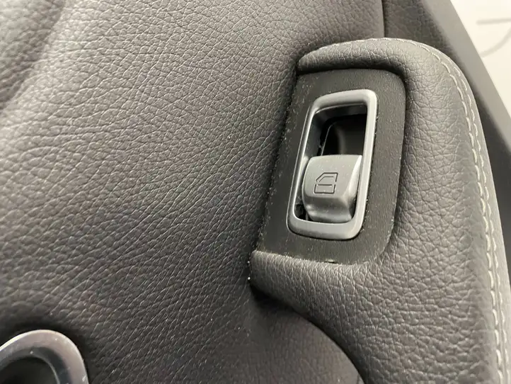 Mercedes-Benz C W205 (2014 - 2021) 2450844 Обшивка задней двери — фото 2