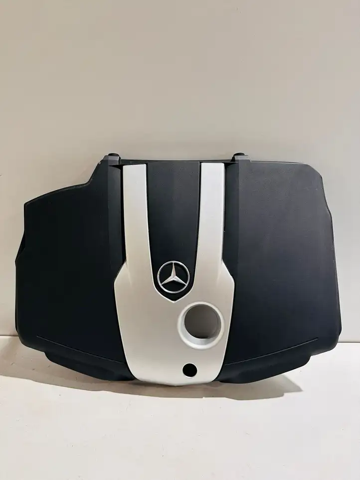 Mercedes-Benz GLE W166/C292 (2015 - 2019) A6510108412 Крышка двигателя декоративная — фото 1