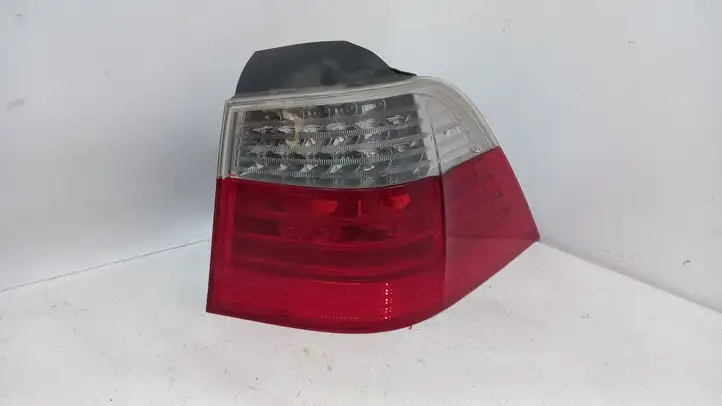 BMW 5 E60 E61 (2004 - 2010) 63217177694 Задний фонарь в кузове — фото 1
