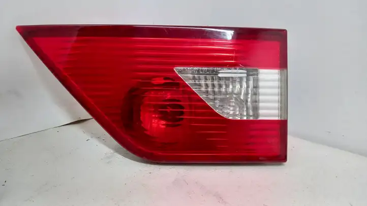 BMW X3 E83 (2003 - 2010) 63213414012 Задний фонарь в крышке багажника — фото 3