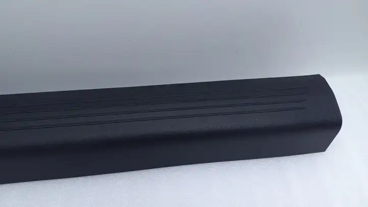 Mercedes-Benz CLA C118,X118 (2019 - ) A1776802800 Внутренняя отделка переднего порога — фото 3