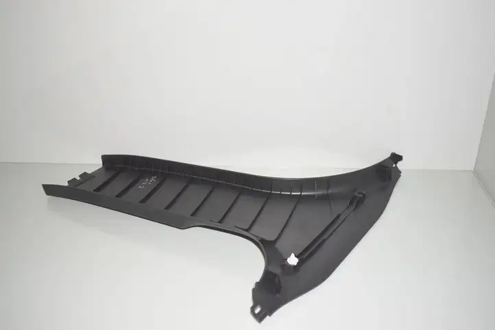 BMW 3 F30 F35 F31 (2012 - 2018) Нижняя обшивка стойки B — фото 2
