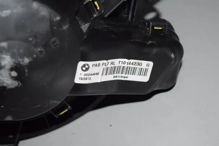 BMW 3 F30 F35 F31 (2012 - 2018) 9270254 Вентилятор печки — фото 4