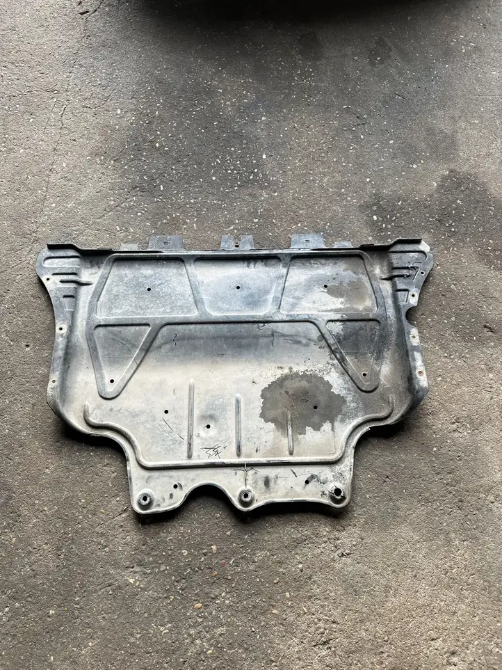 Audi A3/S3 8V (2012 - 2016) 5Q0825236 Защита двигателя — фото 2