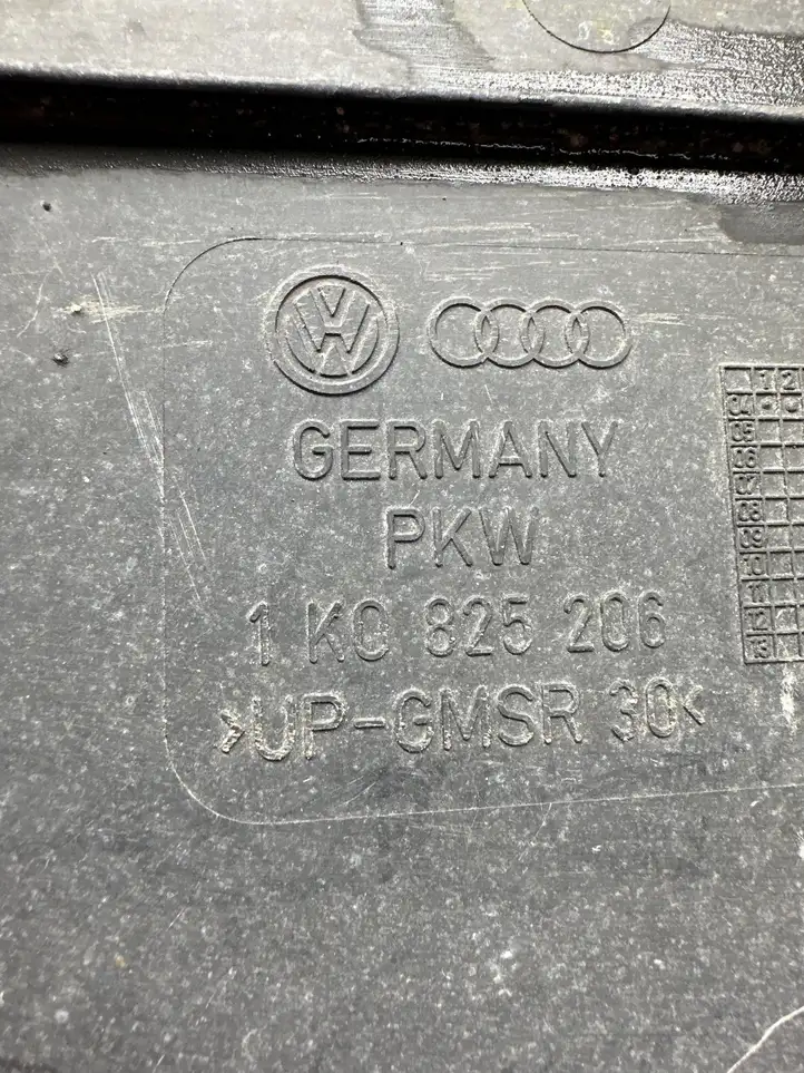Volkswagen Golf VI (2009 - 2013) 1K0825206 Защита днища задней части — фото 3