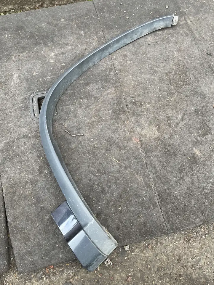 Volkswagen Tiguan (2011 - 2016) 5N0853718N Накладка колесной арки — фото 1