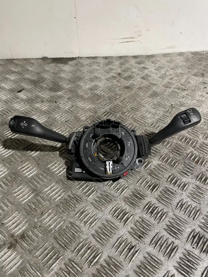 BMW X3 E83 (2003 - 2010) 2072648004 Кнопки на рулевом колесе — фото 1