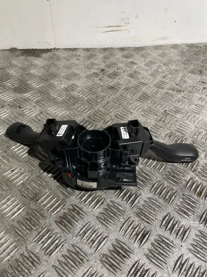 BMW X3 E83 (2003 - 2010) 2072648004 Кнопки на рулевом колесе — фото 2
