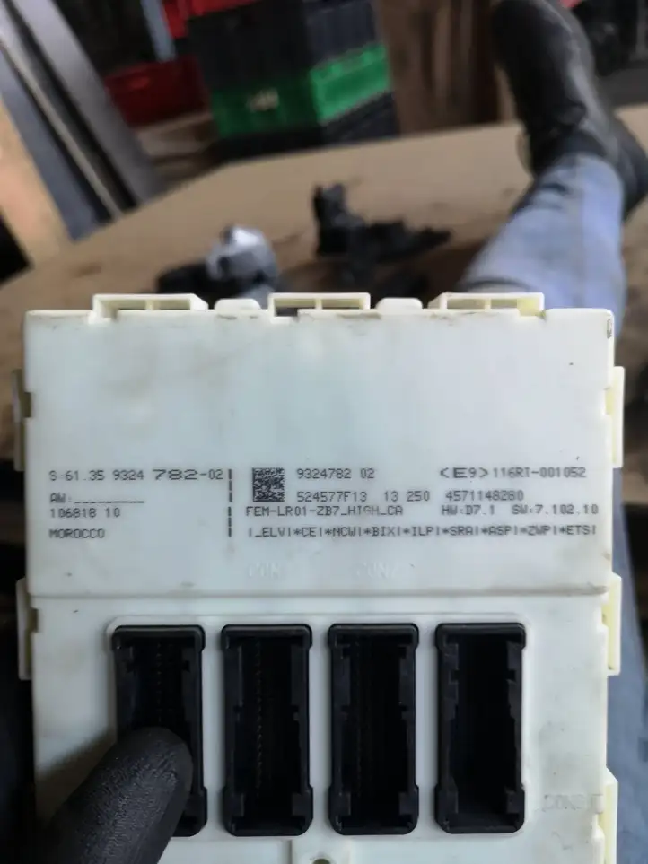 BMW 3 F30 F35 F31 (2012 - 2018) 9324782 Блок предохранителей — фото 5