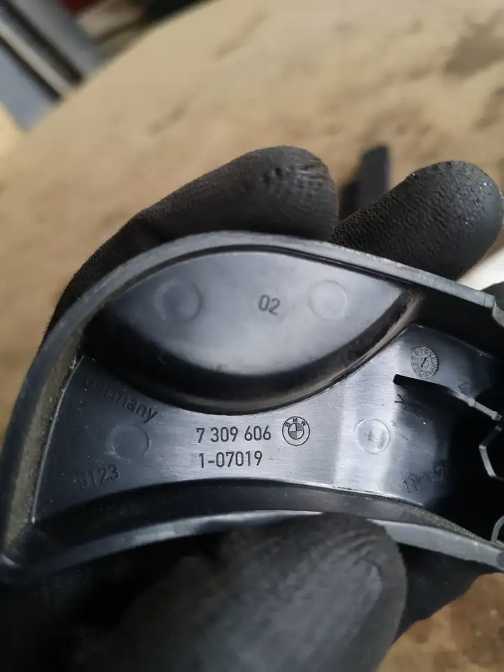 BMW 3 F30 F35 F31 (2012 - 2018) 7309606 Ручка открытия капота — фото 5