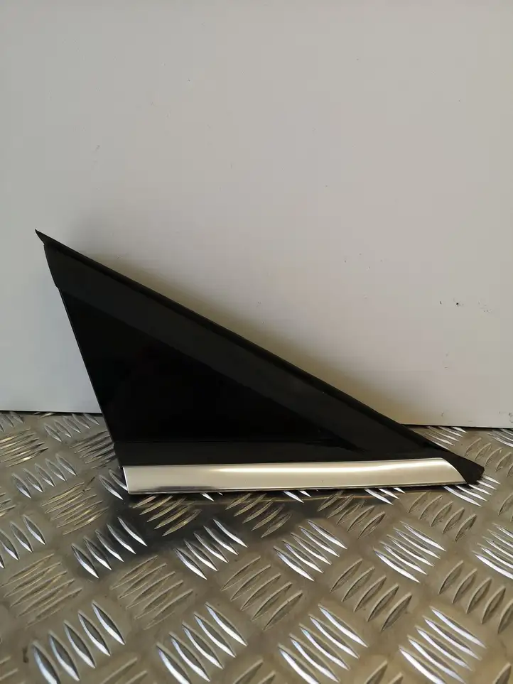 Peugeot 5008 (2009 - 2013) 96859482XT Треугольное стекло кузова — фото 1