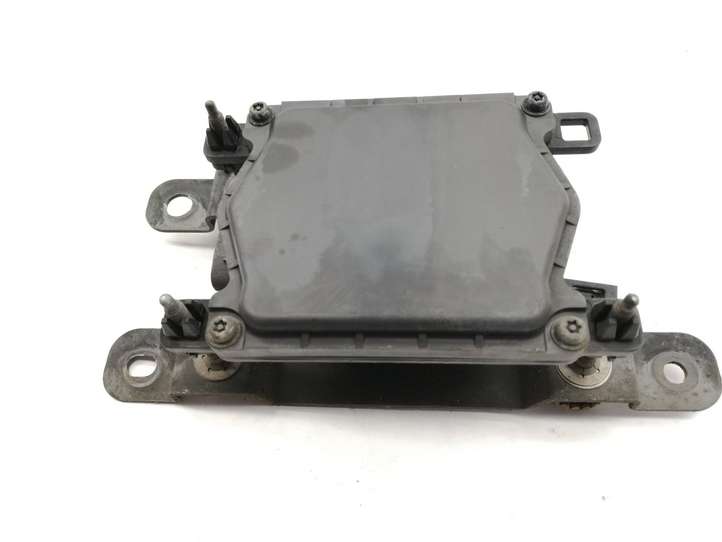 Toyota Avensis T270 (2009 - 2012)  8821020010 Радар дистроник