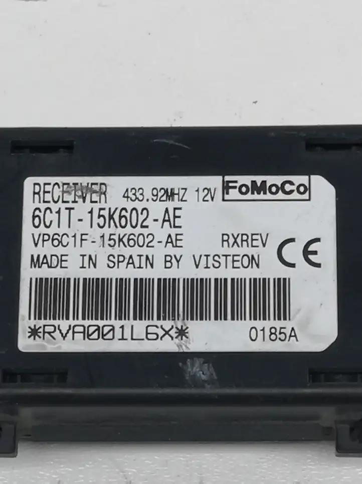 Ford Transit (2006 - 2013) 6C1T15K602AE Усилитель антенны — фото 2