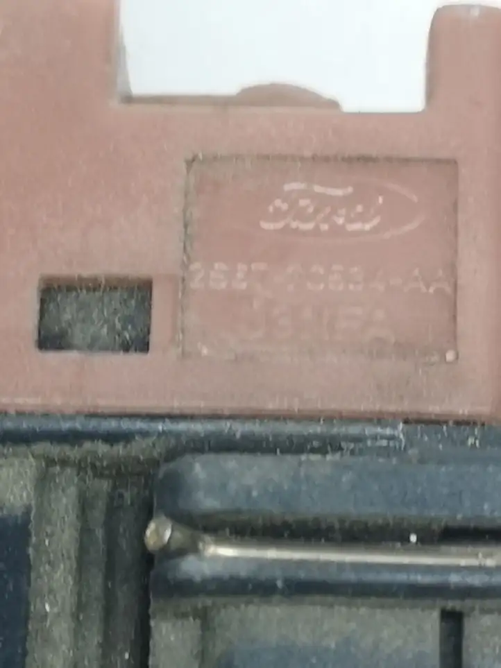 Ford Transit (2006 - 2013) 2S6T7C534AA Датчик педали сцепления — фото 2