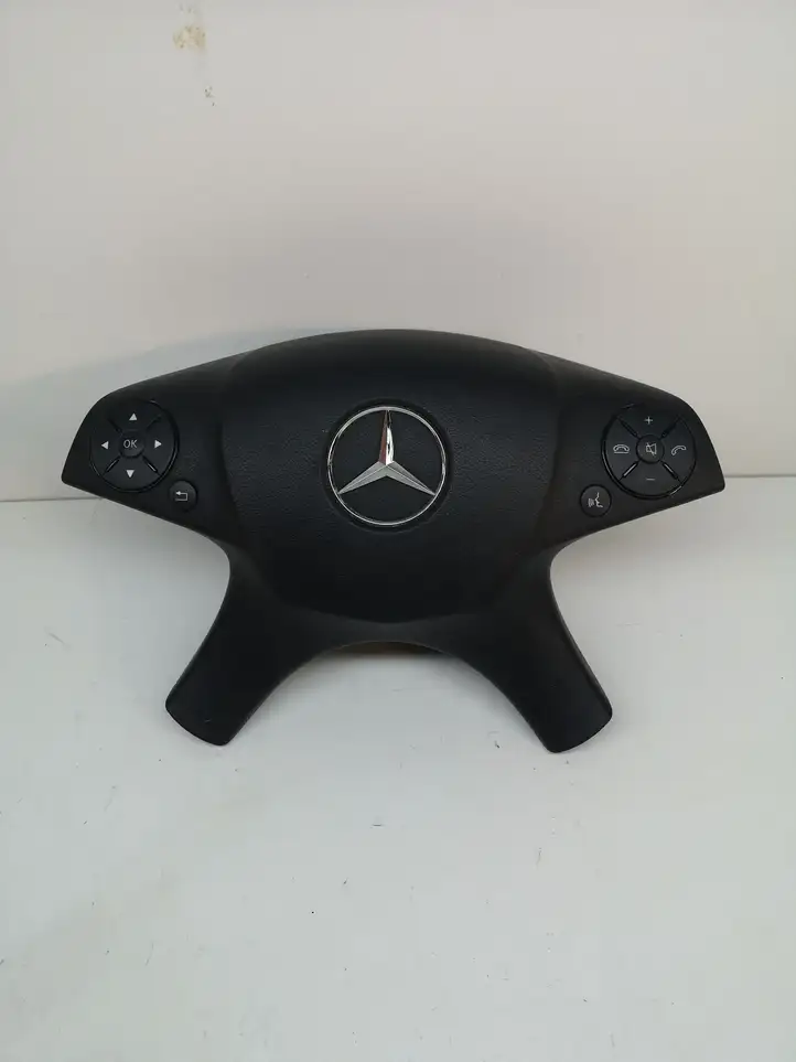 Mercedes-Benz C W204 (2007 - 2014) 305543899162 Подушка безопасности руля — фото 1