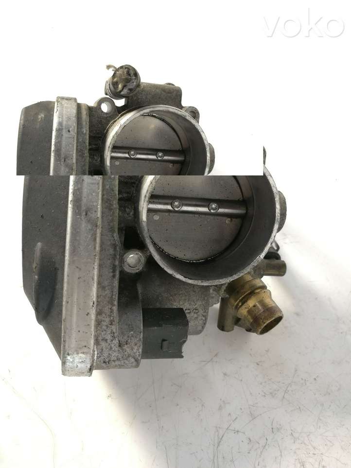 Opel Astra (2004 - 2009)  55562380 Дроссель