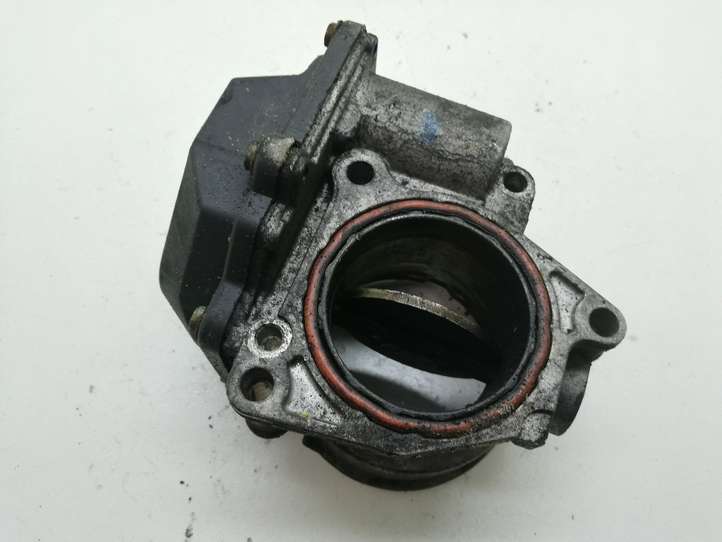Audi A4 (2007 - 2011)  03G128063A Дроссель
