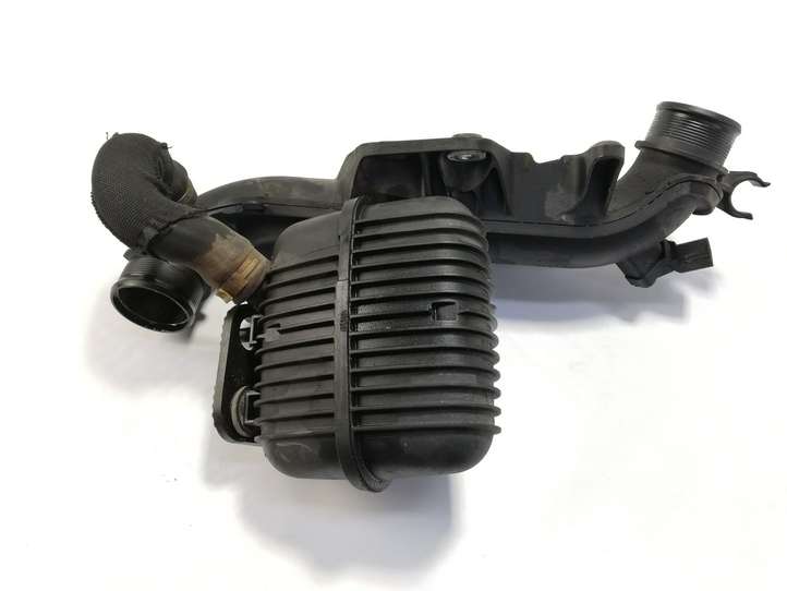 Audi A4 (2007 - 2011)  8E0129955 Воздушный резервуар вакуума
