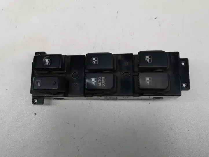 Hyundai Santa Fe (2005 - 2009) 935702B000S4 Блок кнопок стеклоподъемников — фото 1