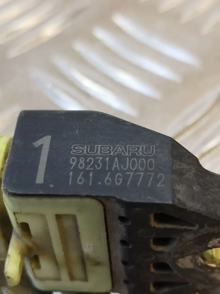 Subaru Outback (2009 - 2014) 98231AJ000 Датчик удара SRS — фото 2