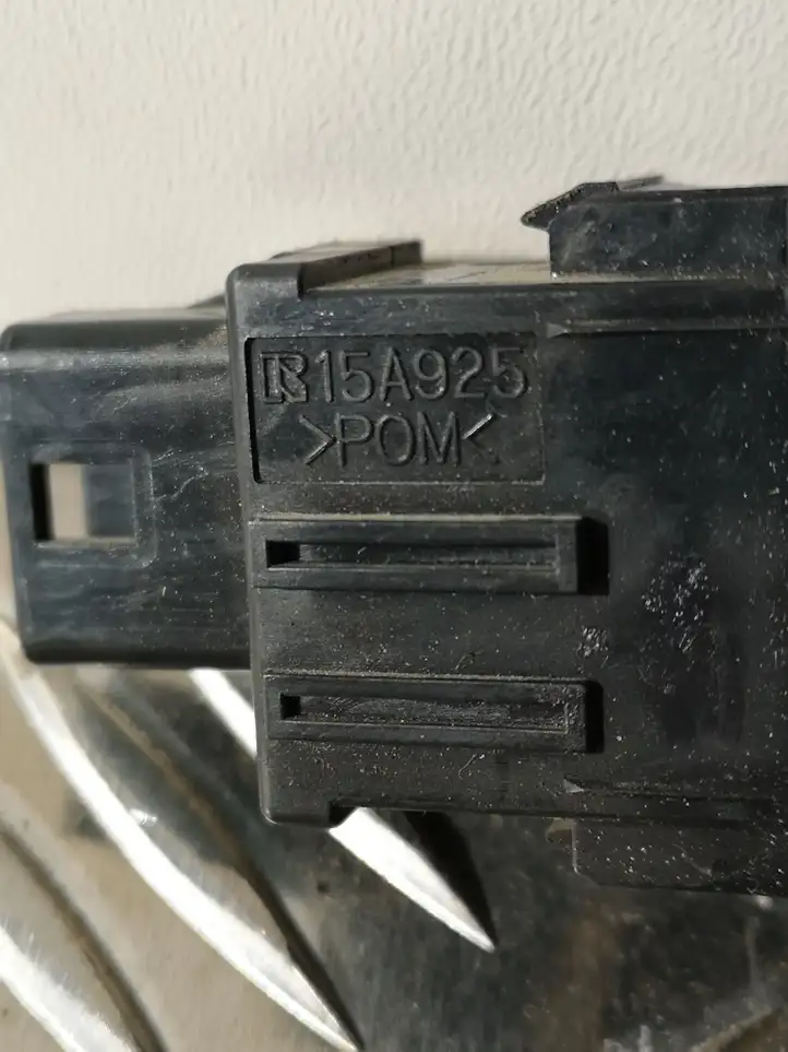 Subaru Outback (2009 - 2014) 15A925 Включатель AUTO HOLD — фото 4