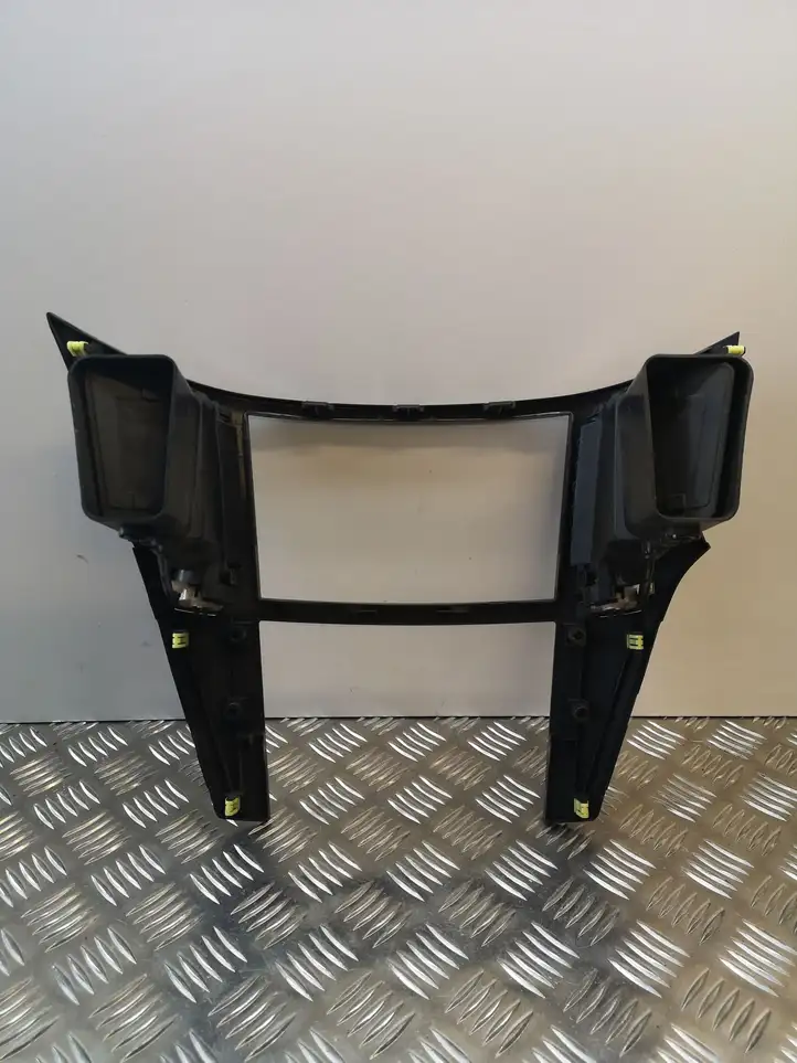 Subaru Outback (2009 - 2014) 66110AJ020 Центральный воздушный дефлектор — фото 4