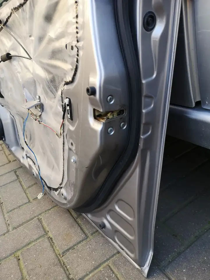 Subaru Outback (2009 - 2014) Дверь — фото 3
