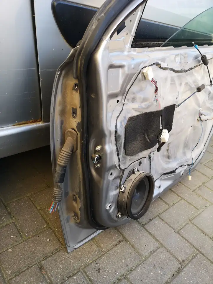 Subaru Outback (2009 - 2014) Дверь — фото 4