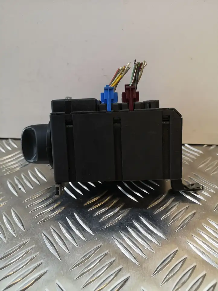 Mercedes-Benz Vaneo W414 (2001 - 2005) 1685450104 Включатель фонарей — фото 5