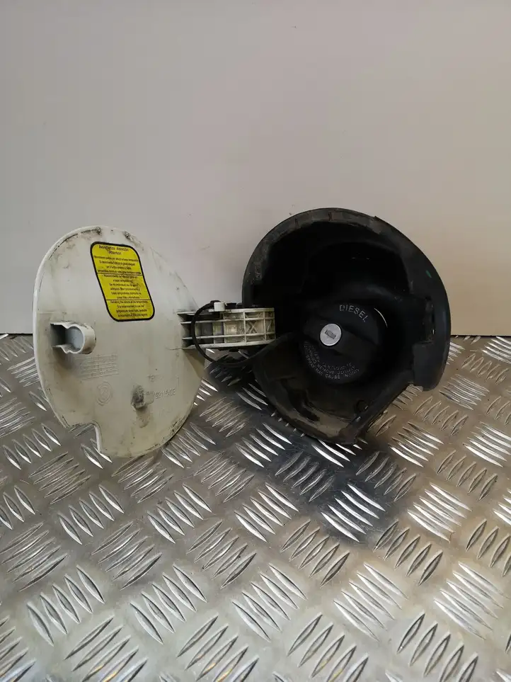 Fiat Doblo (2009 - 2015) 0519211540 Крышка топливного бака — фото 4