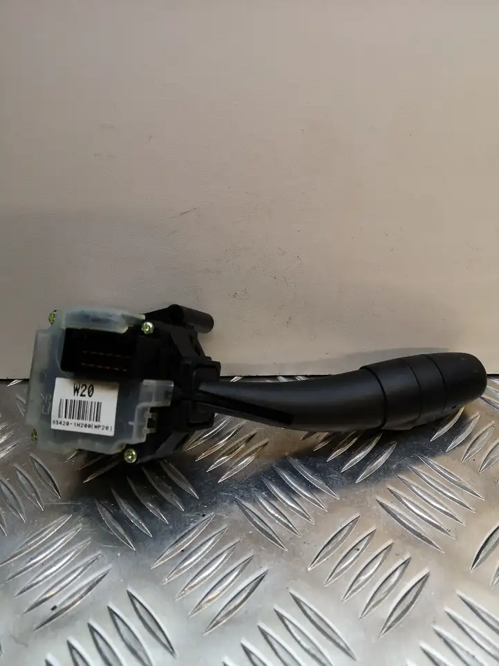 Kia Ceed (2006 - 2010) 934201H200 Переключатель стеклоочистителей — фото 2