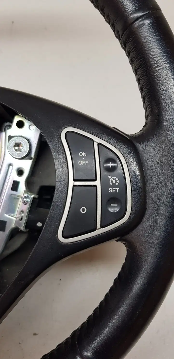 Kia Ceed (2006 - 2010) 7L28DMC9 Руль — фото 5