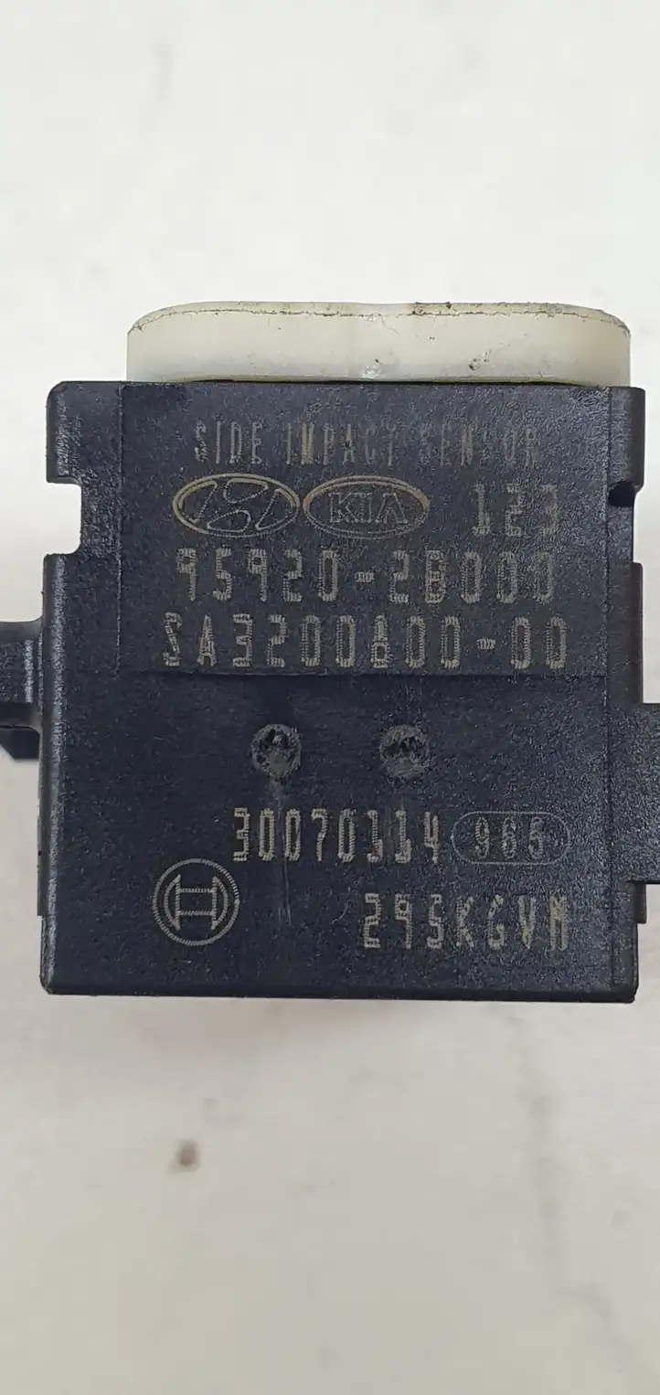 Hyundai Santa Fe (2005 - 2009) 959202B000 Датчик удара SRS — фото 2