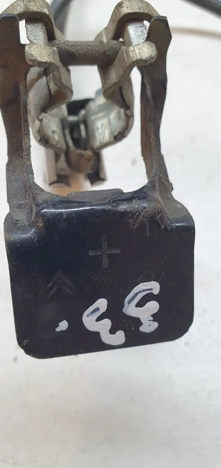 Peugeot Partner (2008 - 2012) Плюсовой провод аккумулятора — фото 3