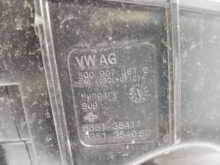 Volkswagen Tiguan (2020 - 2024)  5Q0907361G Блок монтирования реле