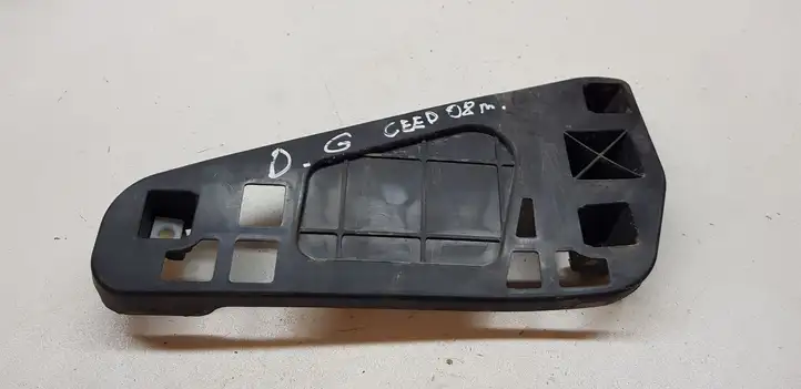 Kia Ceed (2006 - 2010) 866241H100 Кронштейн заднего бампера — фото 1