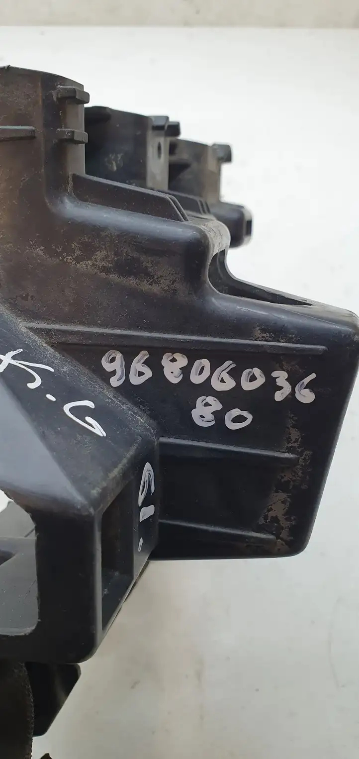 Peugeot Partner (2008 - 2012) 9680603680 Кронштейн заднего бампера — фото 2