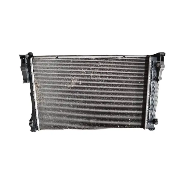 Mercedes-Benz C W204 (2007 - 2014) A2045003703 Радиатор охлаждающей жидкости двигателя — фото 4