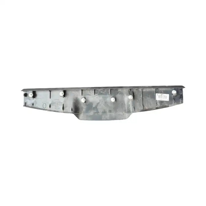 Toyota Auris 150 (2006 - 2012) 6479002030 Прочая отделка багажника — фото 2