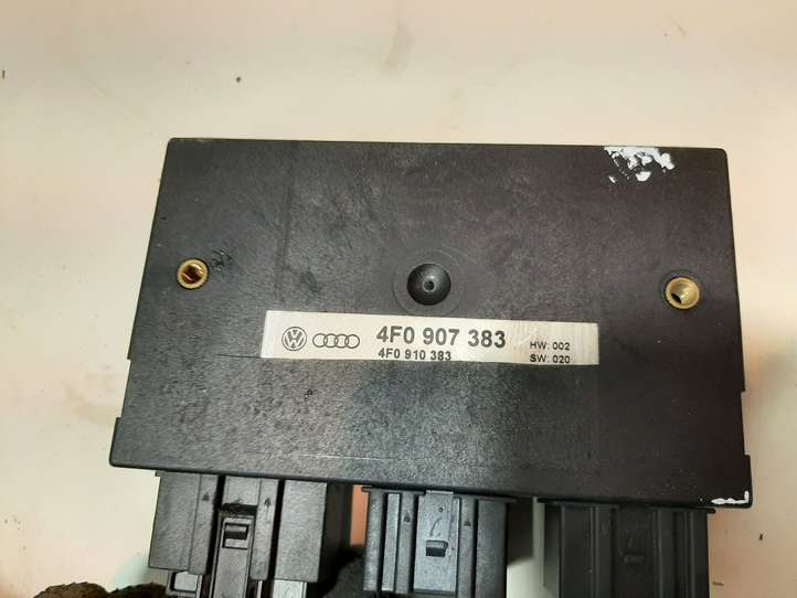 Audi A6 (2008 - 2011)  4F0907383 Комплект крюка