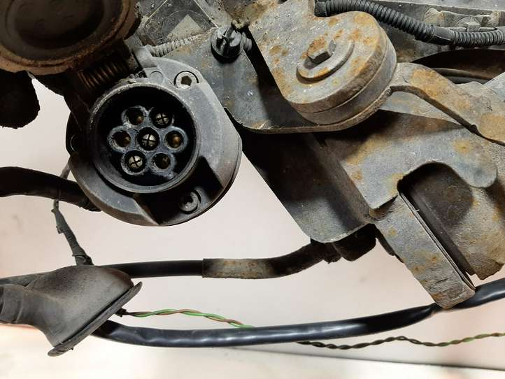 Audi A6 (2008 - 2011)  4F0907383 Комплект крюка
