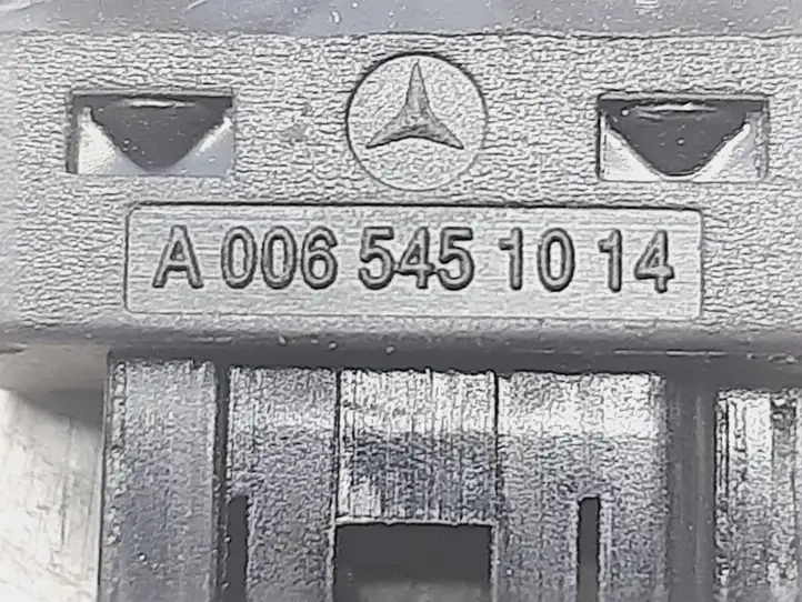 Mercedes-Benz C W204 (2007 - 2014) A0065451014 Датчик педали тормоза — фото 5