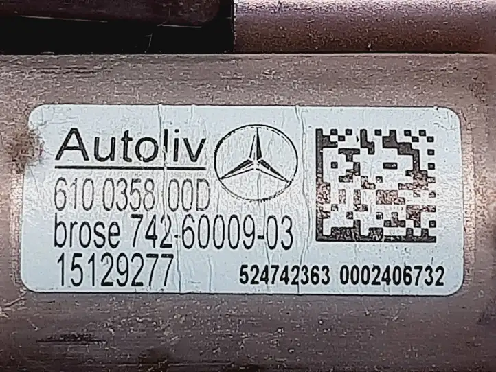 Mercedes-Benz C W204 (2007 - 2014) 610035800D Передний ремень безопасности — фото 2