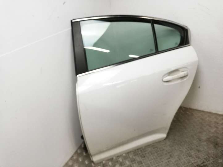 Toyota Avensis T270 (2009 - 2012)   Боковые раздвижные двери
