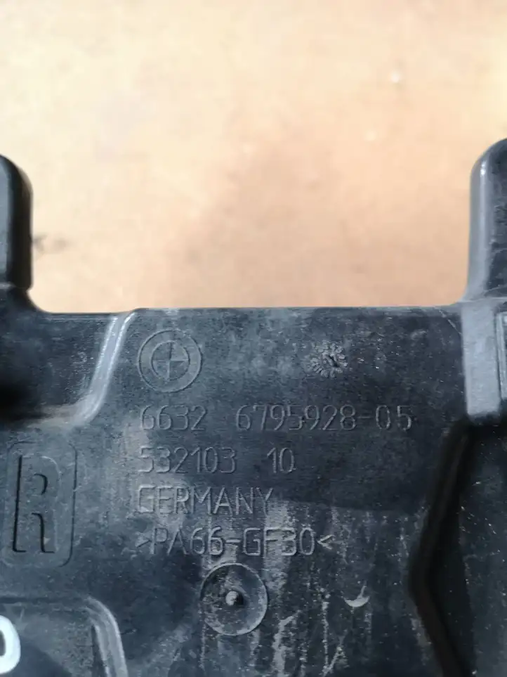 BMW 3 F30 F35 F31 (2012 - 2018) 6795928 Другая часть кузова — фото 5